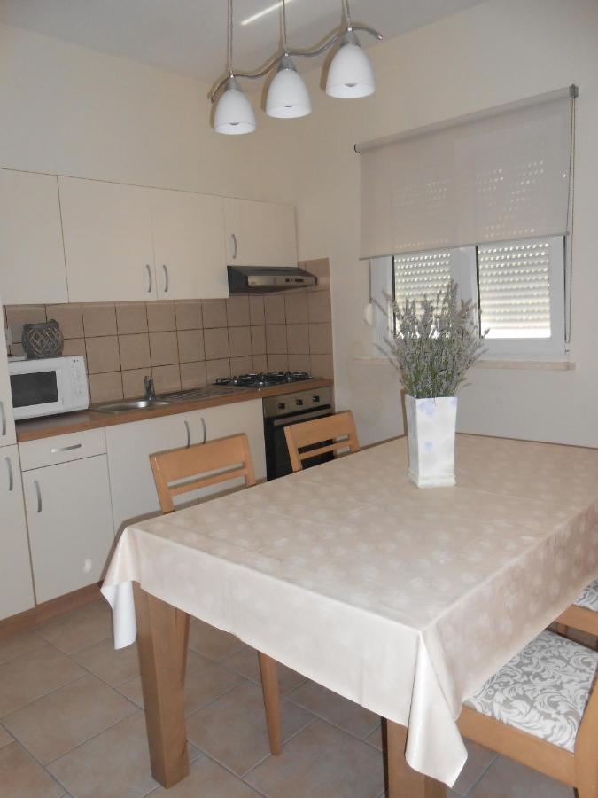 Apartments With A Parking Space Okrug Gornji, Ciovo - 13859 Трогир Екстериор снимка